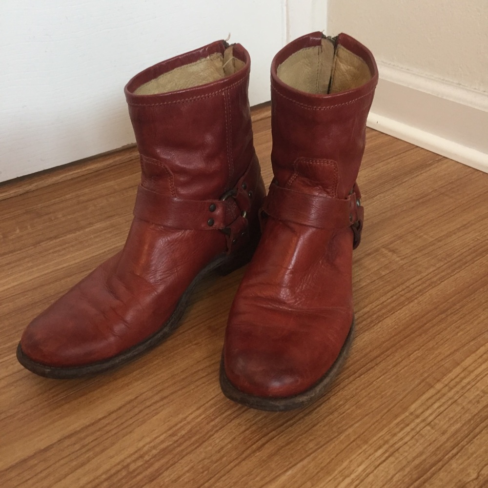 Frye Phillip Harness Short Boot, Red, Size 10